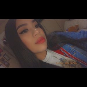 Meet your Posher, Giselle